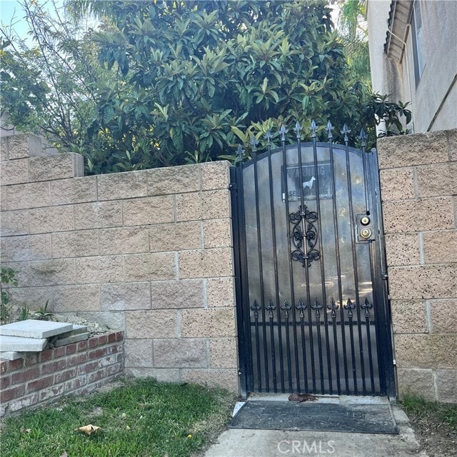 Building Photo - 1453 Rancho Hills Dr
