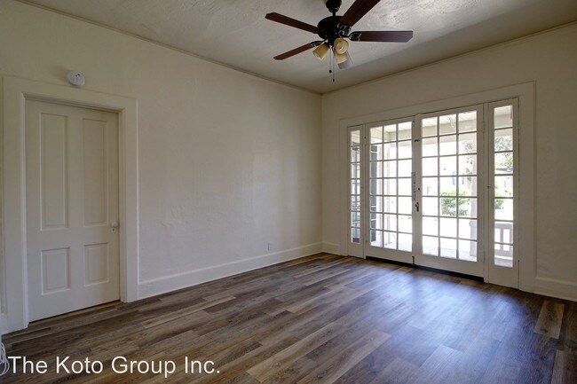 Foto del edificio - 1619 Bath St