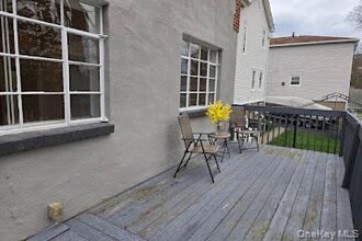 Building Photo - 85 Front St