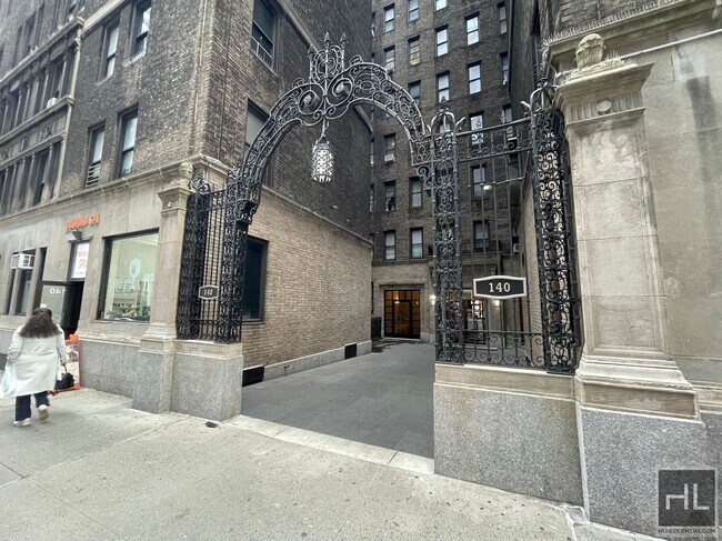 Building Photo - EAST 46 STREET