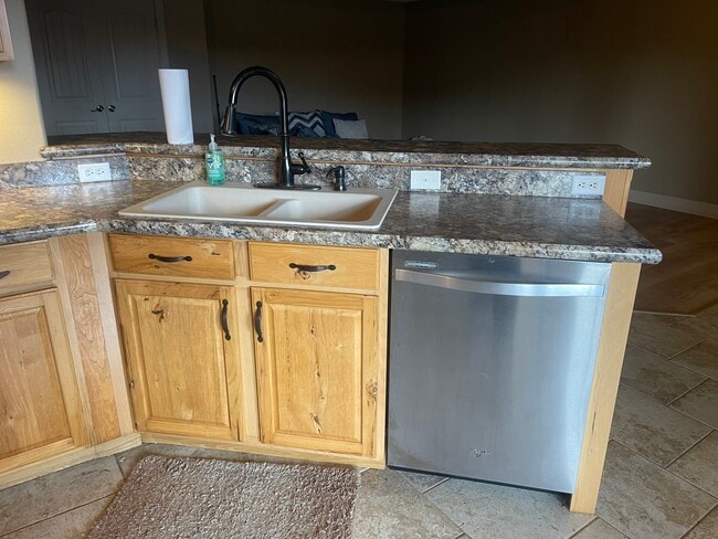 Basement apartment. All utilities included. 25 dollar non refundable credit check/ background requir - 1431 Heather Ln