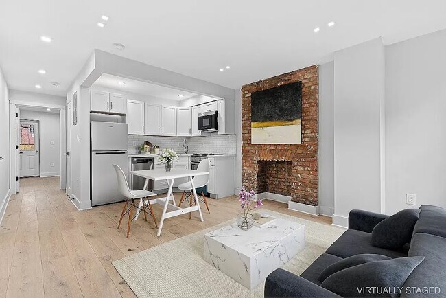 Building Photo - 930A Lafayette Ave