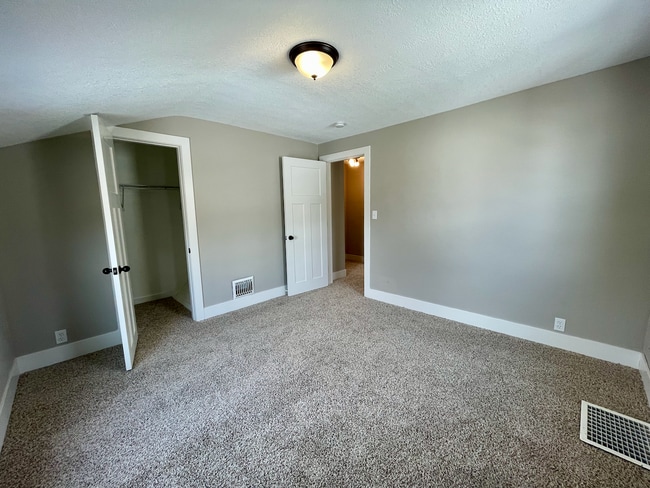 Foto del edificio - 712 1st Ave S