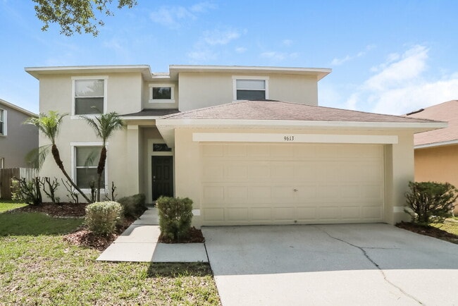 Building Photo - 9613 Laurel Ledge Dr