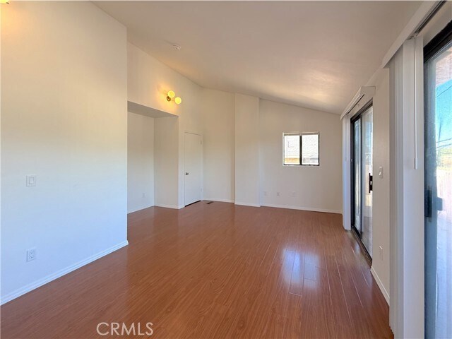 Foto del edificio - 2438 Andreo Ave