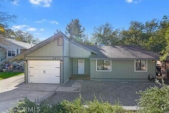Building Photo - 2822 Black Horse Ln