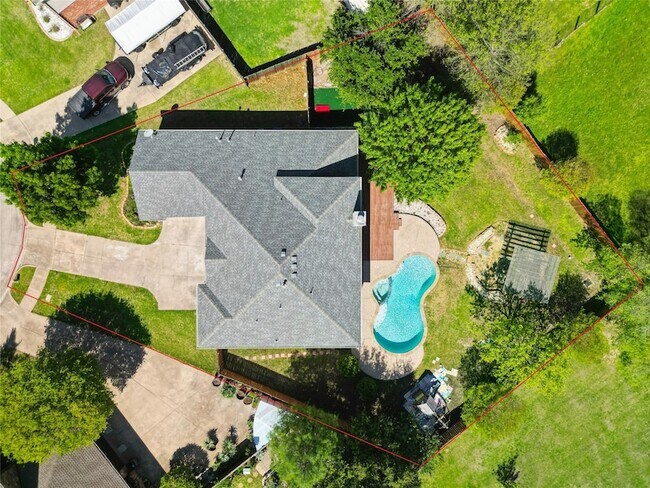 Foto del edificio - 5615 Teal Ct
