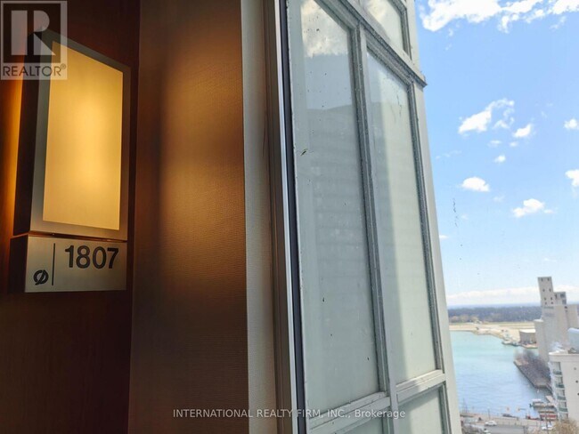 Photo du bâtiment - 75 Queens Wharf Rd