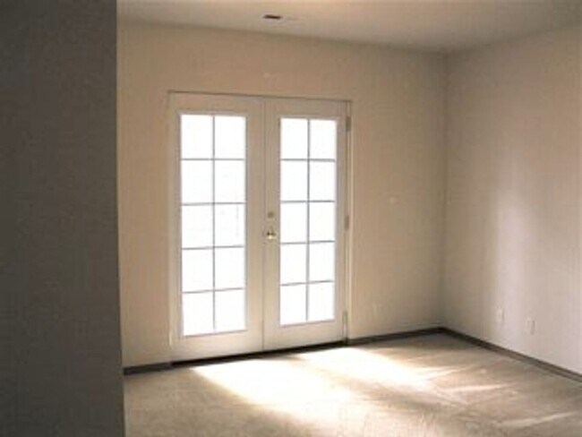 Foto del edificio - PEGGY LOOP DUPLEX (PL#13)