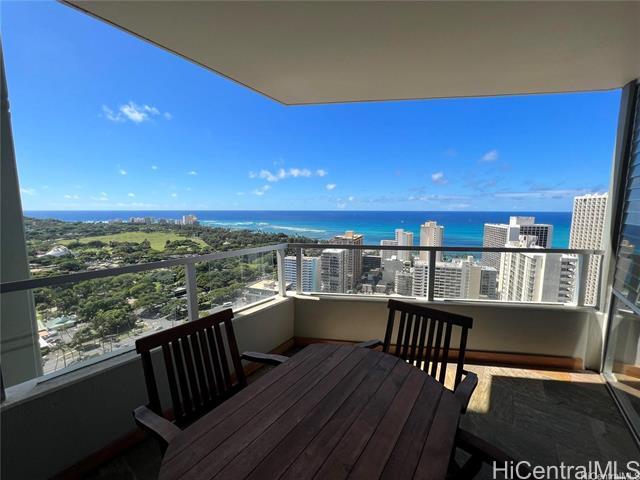 Primary Photo - 2600 Pualani Way