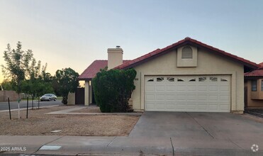 Building Photo - 4184 W Gail Dr