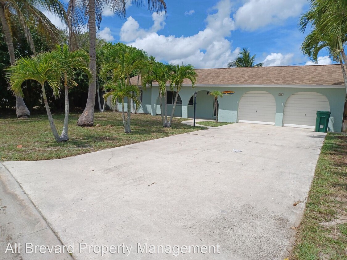 4 br, 2 bath House 147 Joan Place House Rental in Indialantic, FL