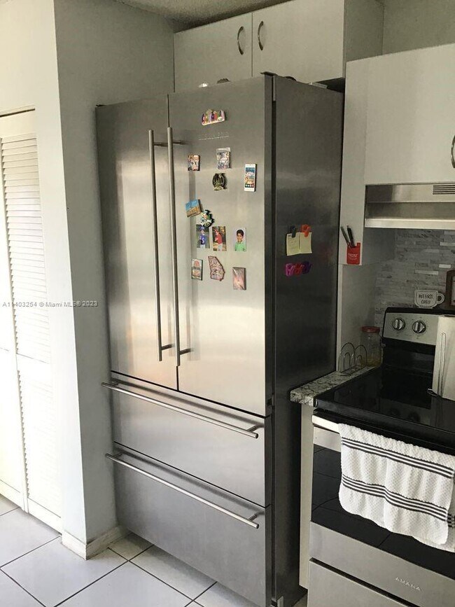 Foto del edificio - 13165 SW 64th Terrace