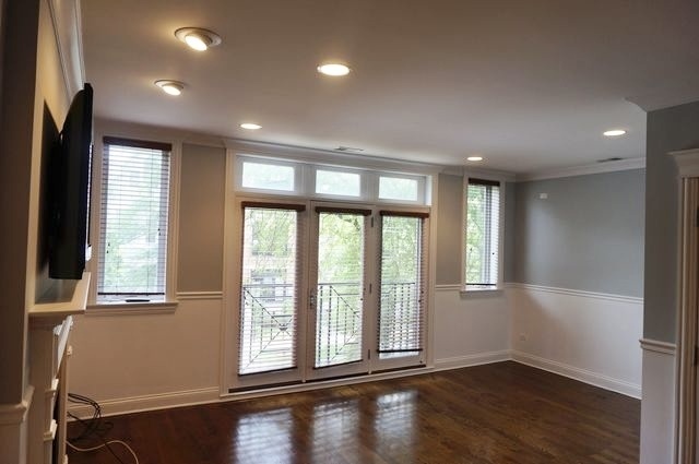 Foto del edificio - 912 W Fletcher St