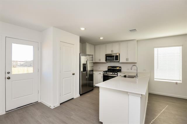 Foto del edificio - 2745 Ctr Crk Ln