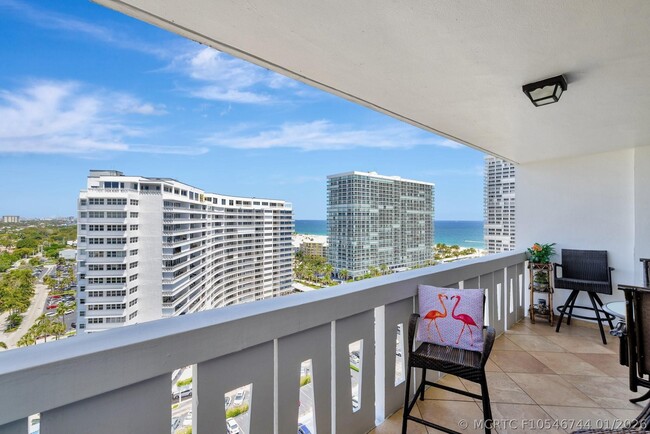 Building Photo - 2100 S Ocean Dr