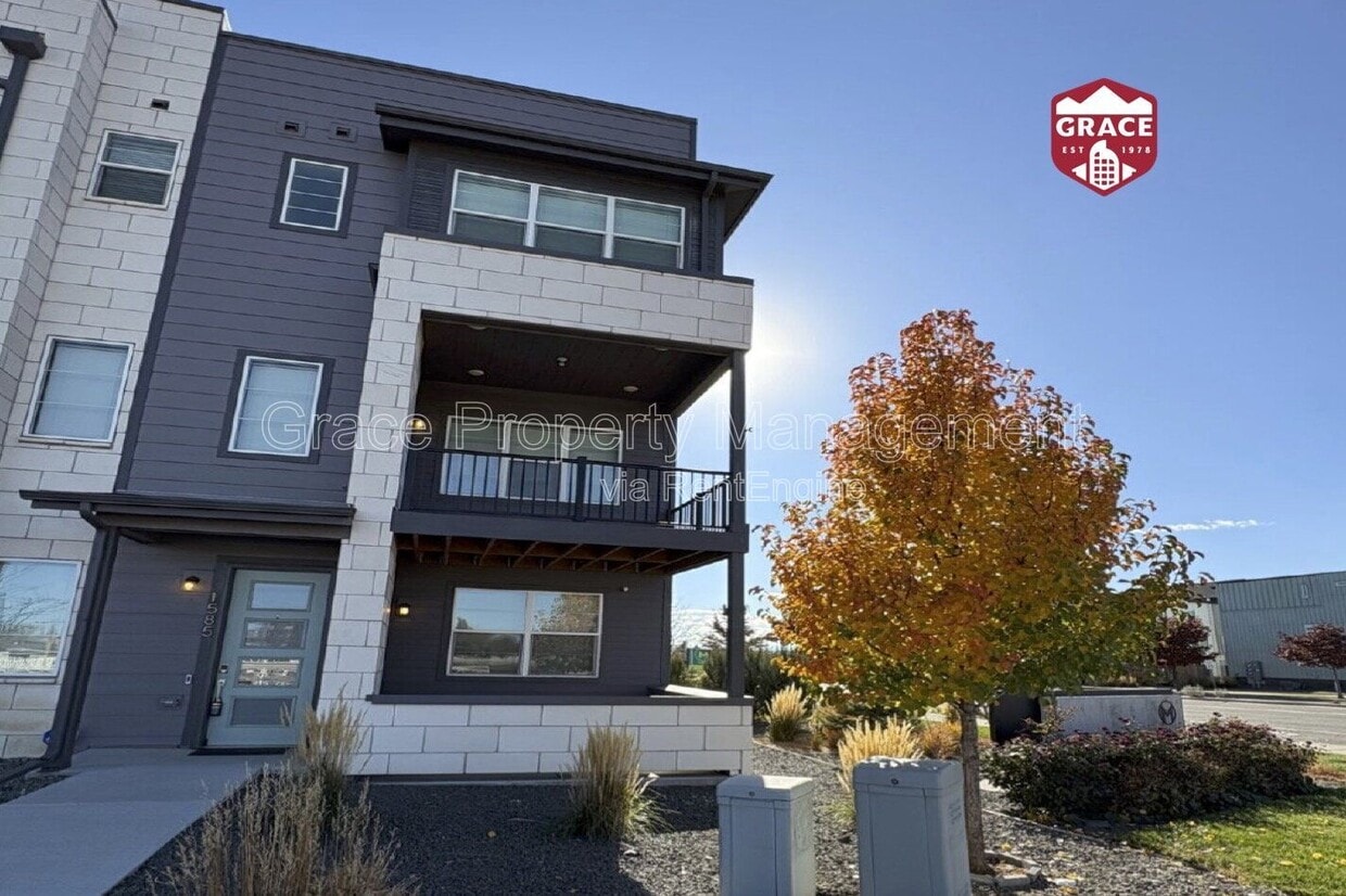 Primary Photo - 1585 W 68th Ave