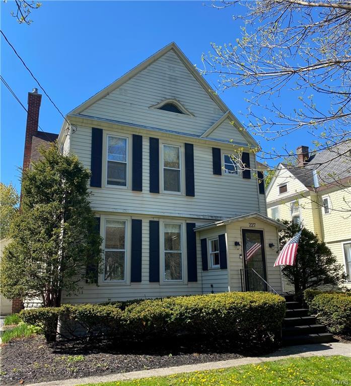 Primary Photo - 227 Paddock St