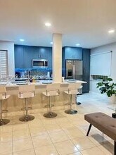 Building Photo - 5190 E Sabal Palm Blvd