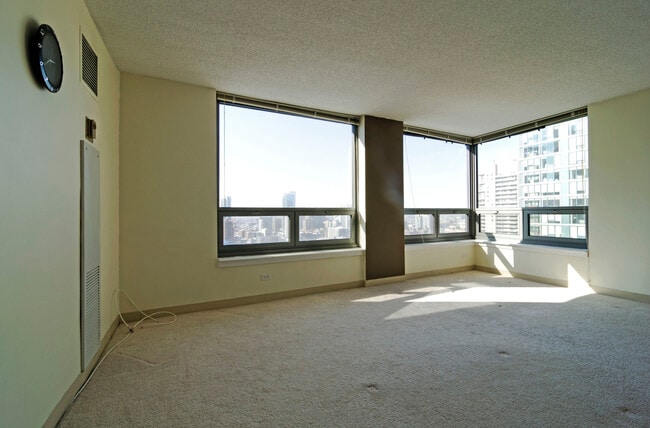 Building Photo - 440 N Wabash Ave