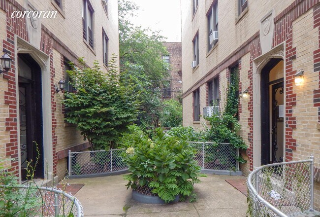 Building Photo - 43-19 41st St