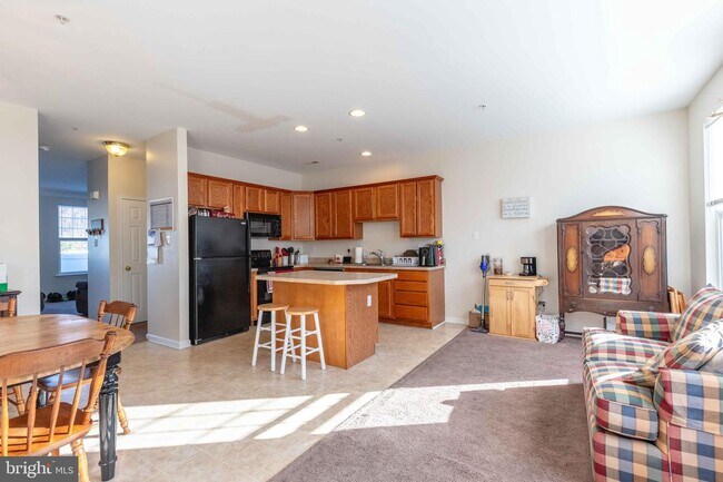 Building Photo - 2708 Stockley Ln