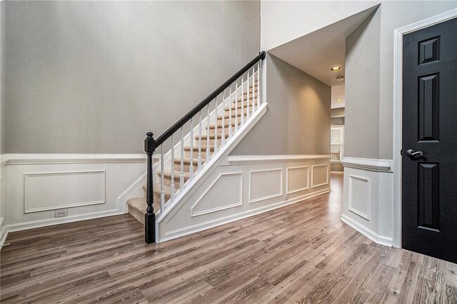 Building Photo - 4893 Delford Ct