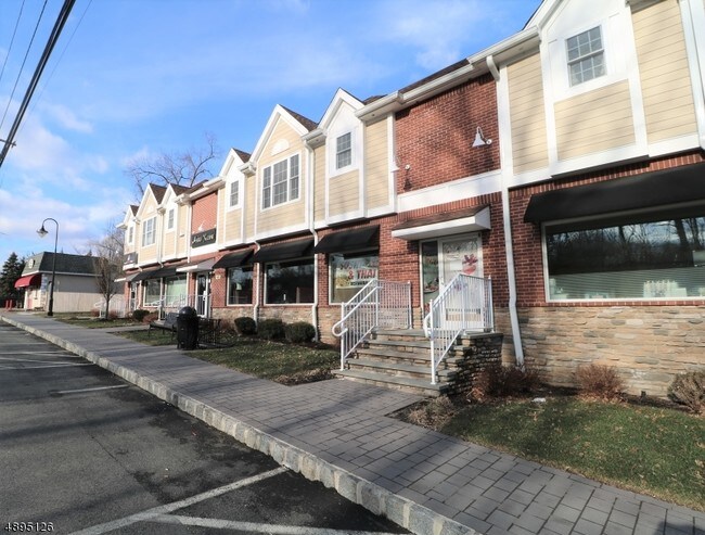 Building Photo - 652 US-202