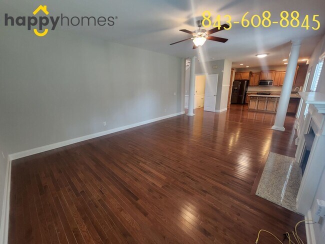Foto del edificio - 4 Bed 2.5 Bath Home Located in Cedar Grove subdivision in North Charleston!