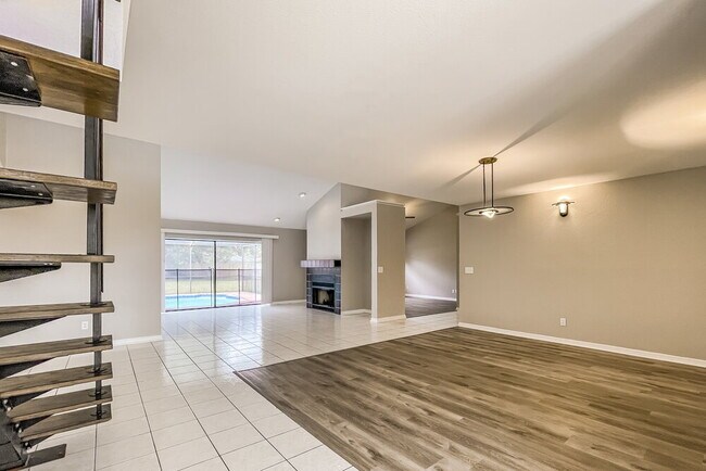 Building Photo - 3334 Brian Rd N