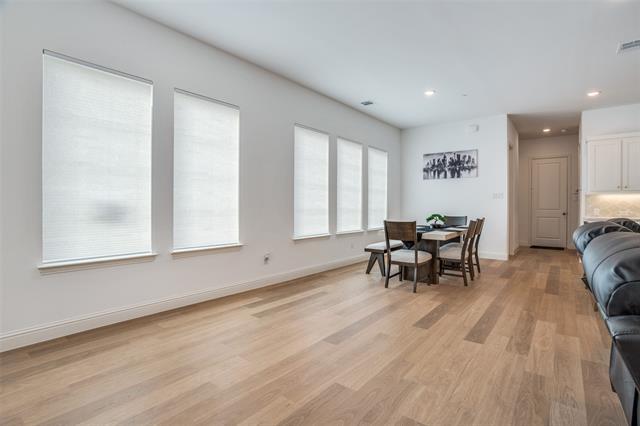 Foto del edificio - 15603 Palmwood Rd