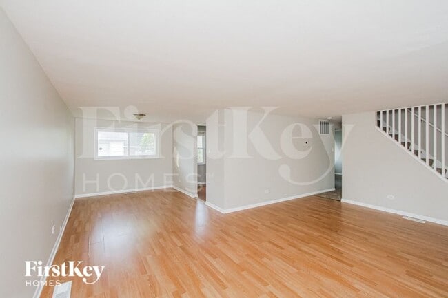 Foto del edificio - 171 Craig Dr W