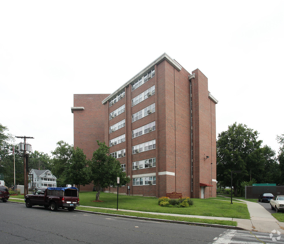 Foto del edificio - John F Kennedy Apartments