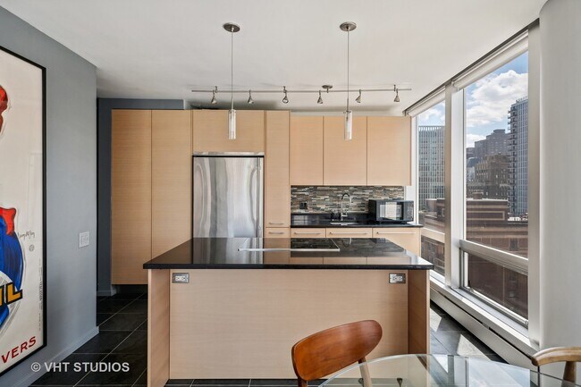 Foto del edificio - 1300 N Astor St