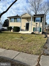 Building Photo - 4512 Knoll Dr