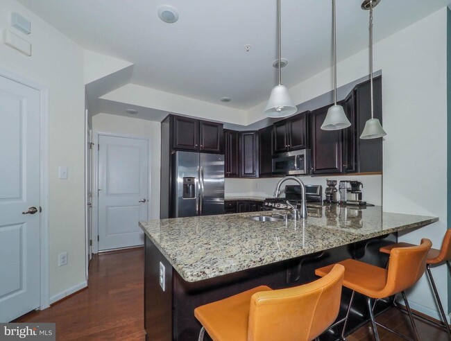 Foto del edificio - 8021 Orchard Grove Rd