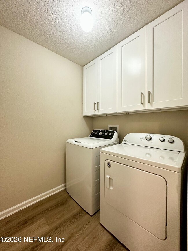 Foto del edificio - 227 Sawmill Landing Dr