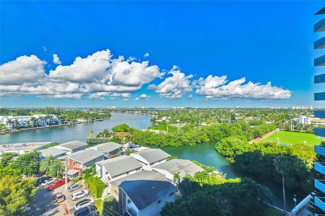 Building Photo - 7441 Wayne Ave