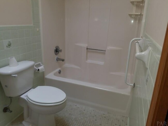 Building Photo - 720 S 72nd Ave