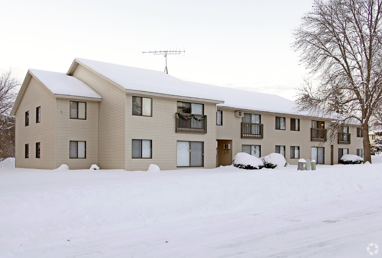 Primary Photo - Creekside Apartments