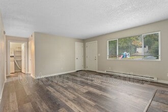 Building Photo - 22745 SW Orcutt Pl