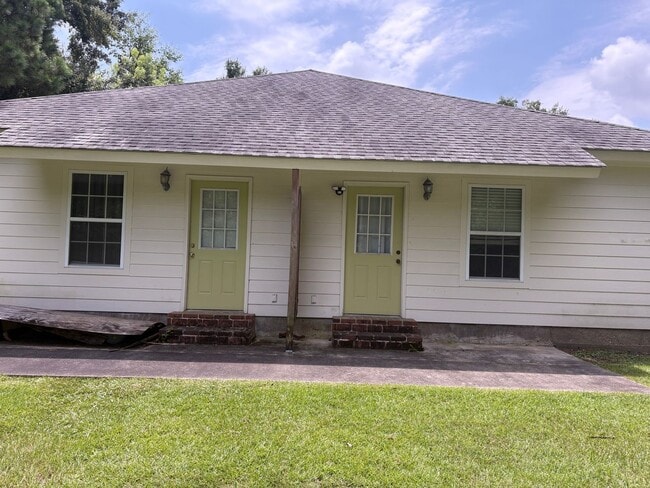Building Photo - Ruella Duplexes