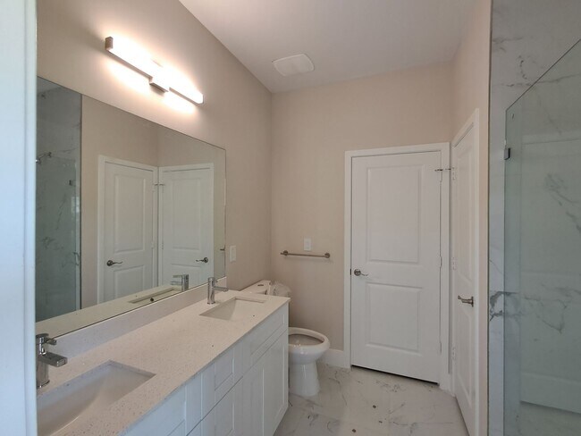 Building Photo - 2838 Tropicana Parkway W