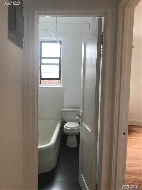 Foto del edificio - 198-39 32nd Ave