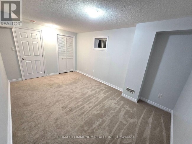 Building Photo - 1339 Dallman St