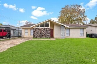Building Photo - 5107 Selinsky Rd