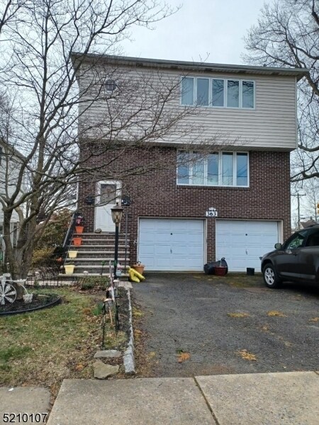 Primary Photo - 363 2nd Ave