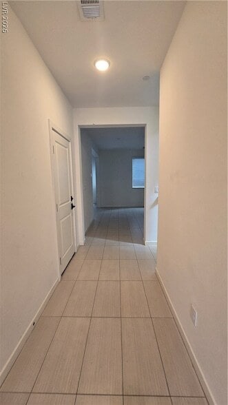 Building Photo - 762 Elstree Ct