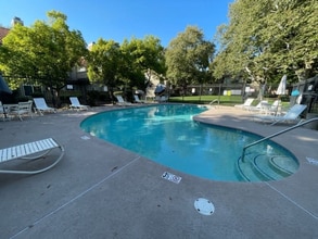 Building Photo - 2008 Forest Run