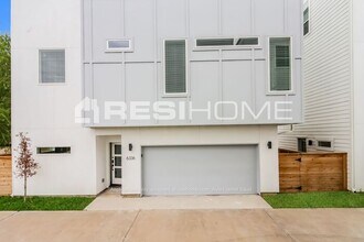 Building Photo - 6336 Culberson St